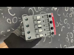 এবিবি এএক্স৪০-৩০-১০-৮১ কন্ট্রাক্টরস দ্রুত উদ্ধৃতি