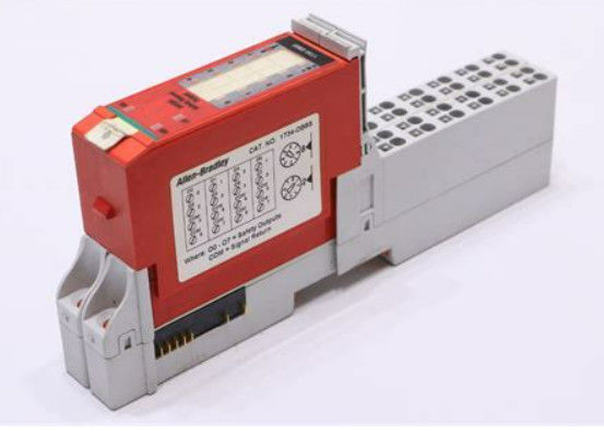 24VDC Allen Bradley 1734-OB8S POINT I/O নিরাপত্তা I/O মডিউল আটটি বর্তমান উত্স আউটপুট চ্যানেল