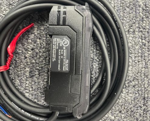 KEYENCE FS-N11P ডিজিটাল ফাইবার অপটিক সেন্সর PNP আউটপুট প্রধান ইউনিট ক্যাবল টাইপ