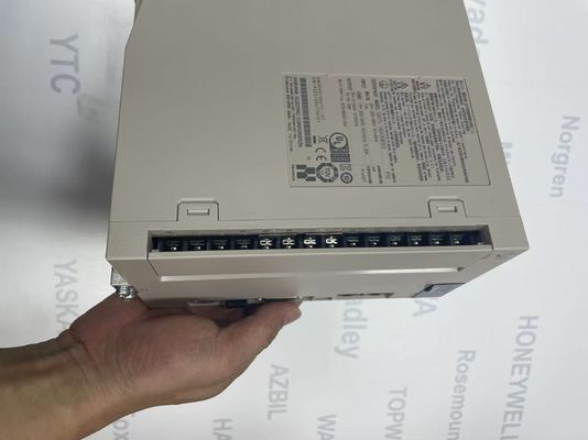 M12 নির্মাণ প্রকার Yaskawa SGD7S-180A30B202 অ্যানালগ কন্ট্রোল উন্নত বৈশিষ্ট্য এবং ≤ 0.7 ওয়াট পাওয়ার বিচ্ছিন্নতা সঙ্গে