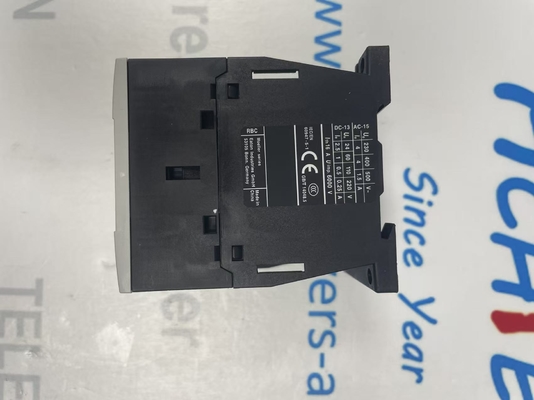 ইটন XTRE10BC22 IEC কন্ট্রোল রিলে, ২.৫ মিটার তারের দৈর্ঘ্য, সুনির্দিষ্ট নিয়ন্ত্রণের জন্য ৪ x ০.১৭ mm2 তারের ডিজাইন