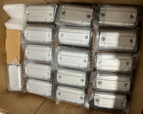 ফিস্টো কমপ্যাক্ট সিলিন্ডার ADVU-32-30-P-A