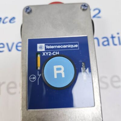 টেলিমেকানিক XY2-CH ক্যাবল চালিত জরুরী স্টপ সুইচ