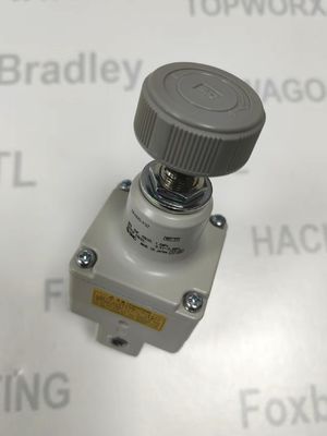 SMC SY5120-5G-01 ভালভ, Sol, SY5000 SOL/VALVE, RUBBER SEAL নামমাত্র ভোল্টেজ 24 VDC